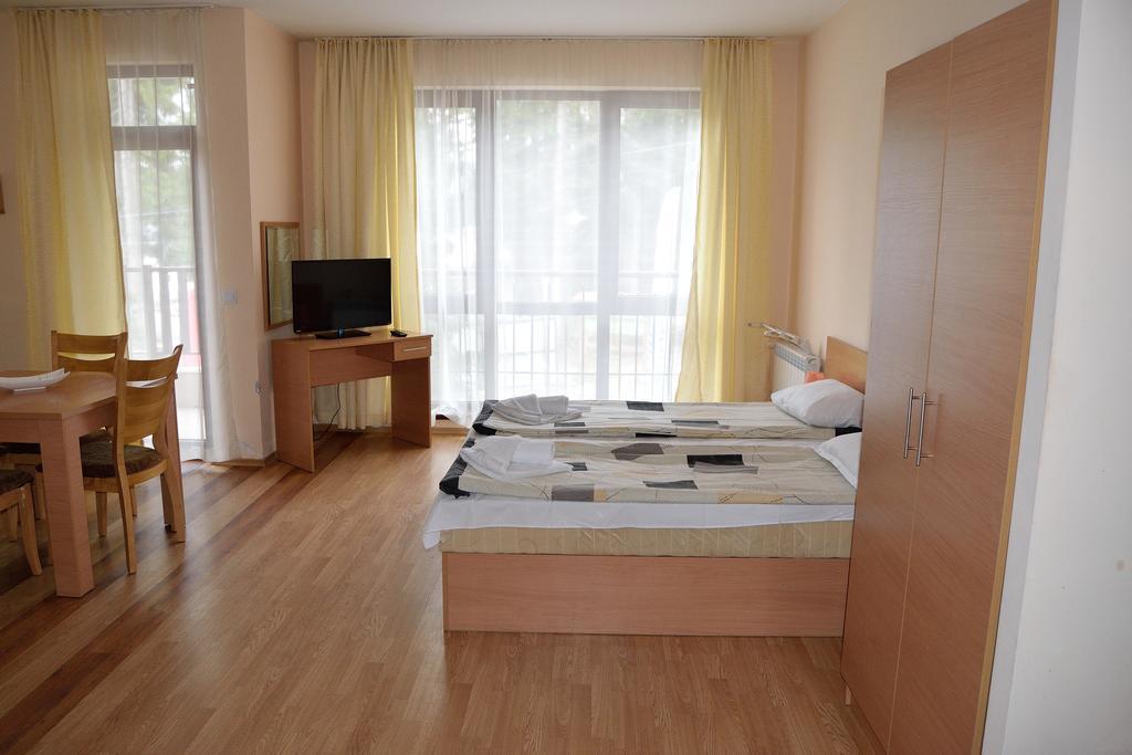 Persey Flora Apartments Borovets Room photo